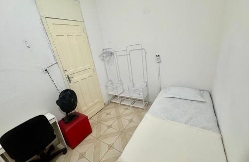 Nazare House | Quarto Privativo, Area Nobre Centro de Belem, wi fi e Central de Ar Terreo1
