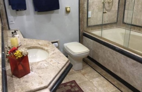Uberaba Bed & Breakfast | Quarto-Suite em residencia alto padrao.