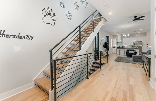 Third Ward House | Queen City Special: 10% Off 3+ nights!