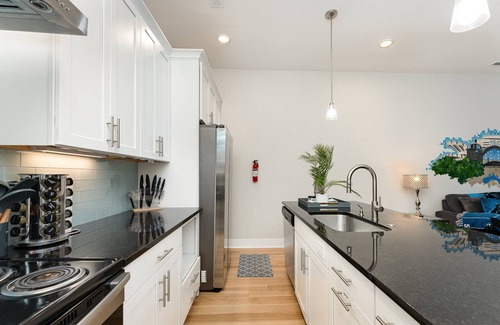 Third Ward House | Queen City Special: 10% Off 3+ nights!