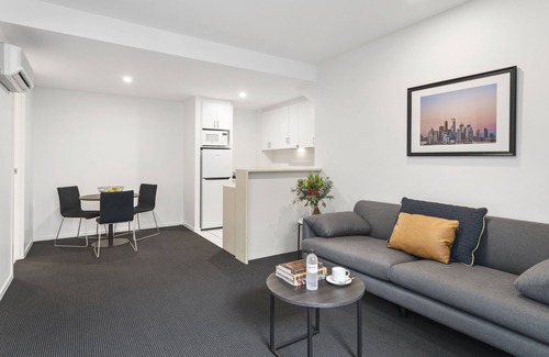 South Yarra Apartment | Quest Prahran