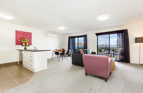 Sale Apartment | Quest Sale