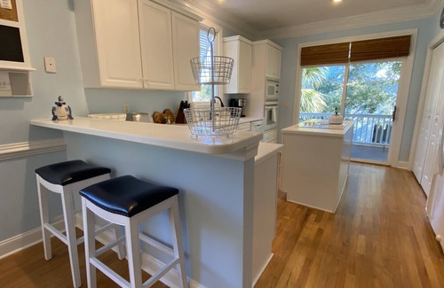North Litchfield Beach House | Quick stroll to beautiful North Litchfield beach!
