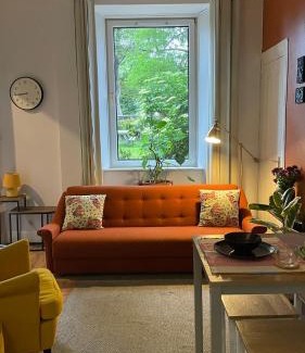 Seafield Apartment | Quiet 1 Bed with Garden Views Near Leith & City Centre