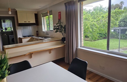 Orange House | Quiet-2-bedroom residential home with covered parkn