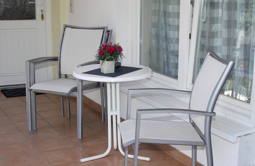 Burgen Apartment | Quiet accommodation at the winegrower's with a view of the vineyards - own restaurant