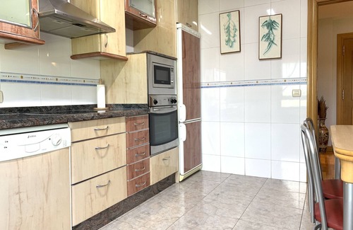 Leon Condo | Quiet and bright duplex