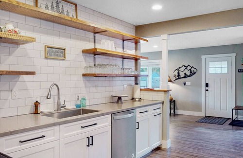 Oakridge House | Quiet and relaxing 5 room family house with sauna