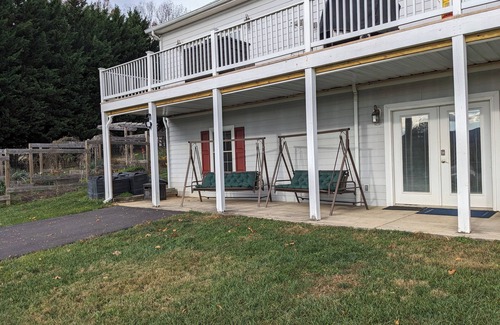 Lexington Apartment | Quiet Apt near Lexington and Buena Vista