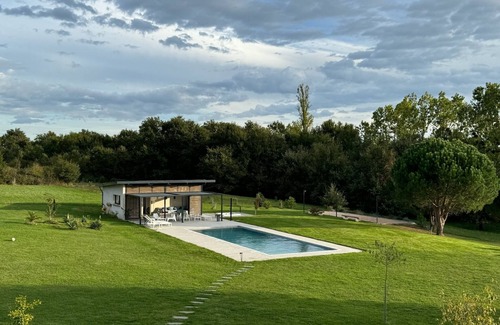 Coufouleux House | Quiet architect-designed house with swimming pool, spa&trampoline 5ha 30 min Toulouse and Albi