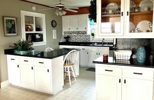 Peters Creek House | Quiet countryside home with exceptional sunrise view!