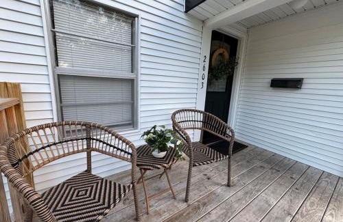 Port Neches House | Quiet & Cozy in 3BR 2BA