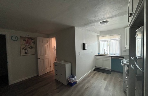 East San Jose Apartment | Quiet, Cozy studio in San Jose with WiFi, AC, Laundry, and Private Entrance!