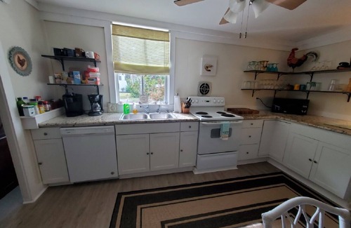 Darien House | Quiet Darien GA Home