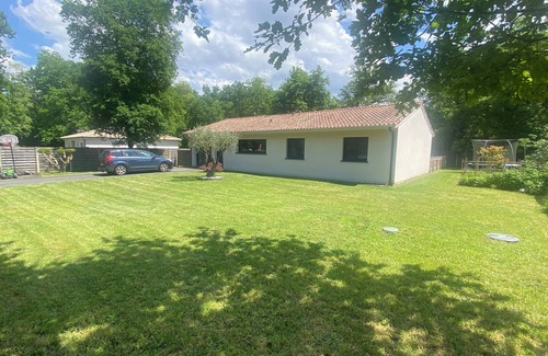 Le Pian-Medoc House | Quiet house with pool at the entrance to the Médoc, between the ocean and Bordeaux