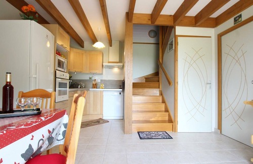 Laulne Cottage | Quiet house with garden and parking near Lessay