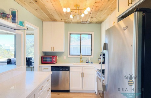 Caswell Beach Condo | Quiet Island Getaway for 8