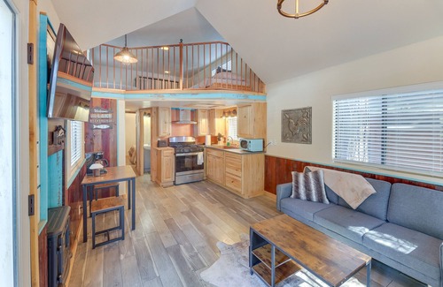 Lake Almanor Peninsula Cabin | Quiet Lake Almanor Cabin, Steps to Fishing