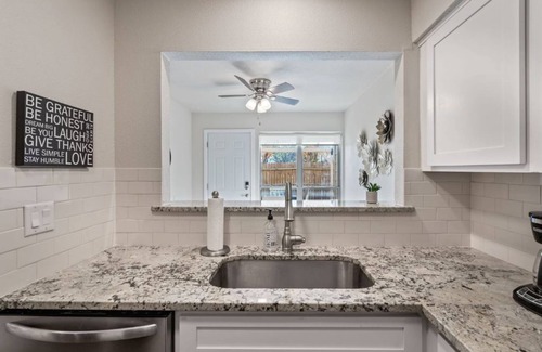 Bedford House | Quiet, Modern, large private space, centrally loc.