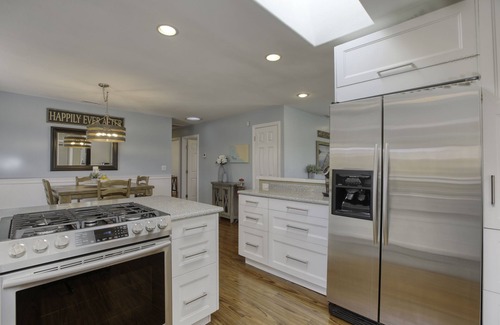 Nipomo House | Quiet relaxing home - 15 minutes to Pismo Beach. Tesla Level 2 charging on site