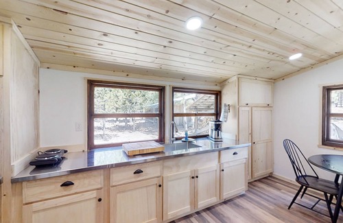 Crescent Cottage | Quiet, secluded cabin among the pines with firepit, great for outdoor adventures