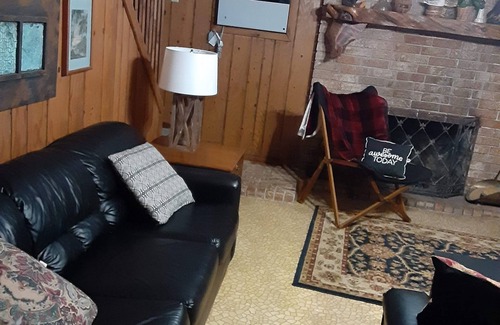 Diamondhead House | Quiet, secluded in wooded neighborhood 4 bedroom, 2 bath and screened porch