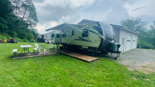 Oakland Mills Apartment | Quiet space to rest your head