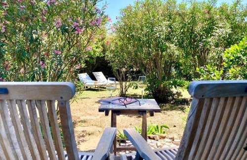 Estoril Apartment | Quiet Studio with garden 8 Min from Beach