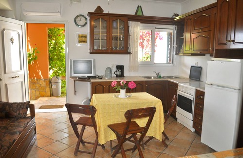Sinarades Apartment | Quiet villa on Pelekas beach with 3 apartments and panoramic sea views