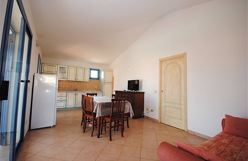 Monte Petrosu House | QUIET VILLA TWO STEPS FROM THE BEACH WITH VERANDA AND POOL