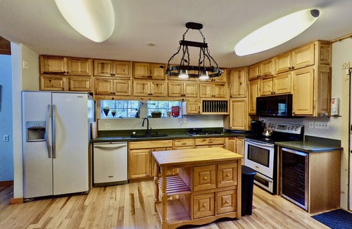Gardiner House | Quiet Waterfront Retreat on 2 Private Acres - w/Game Room, Kayaks & Canoes