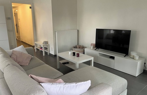 Harelbeke Apartment | Quietly located apartment, in a green and watery area,