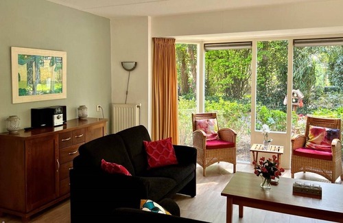 Lemele House | Quietly located holiday home