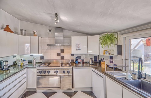 Loule Villa | Quinta do Mundo - Charming farm house with jacuzzi and private pool!