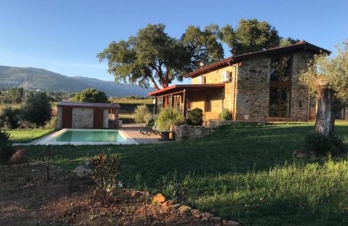 Covilha House | Quinta Lourena - Casa do Desassossego