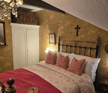 Flintshire House | Quirky Victorian themed home