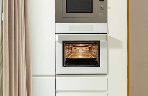 Bucharest City-Centre Apartment | Qult Alfie Summary: