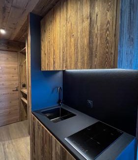 Val-d'Isere Apartment | Résidence GRAND COCOR, Skis aux pieds -Studio 25 m2- by MONTBLANC LOGDE