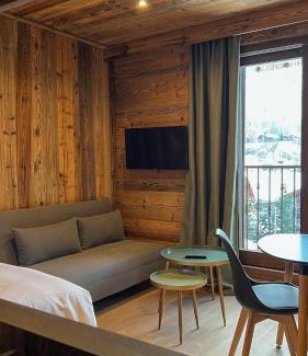 Val-d'Isere Apartment | Résidence GRAND COCOR, Skis aux pieds -Studio 25 m2- by MONTBLANC LOGDE