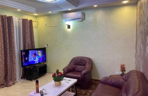 Yaounde Apartment | RÉSIDENCE MARTHA