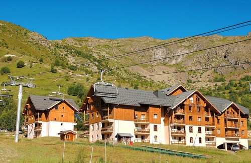 Saint-Sorlin-d'Arves House | Résidence Odalys L'Orée des Pistes