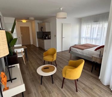 Lomme Apartment | Résidence Services Seniors DOMITYS - Villa Ulma