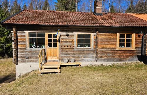 Vikarbyn House | Röjeråsen stugan