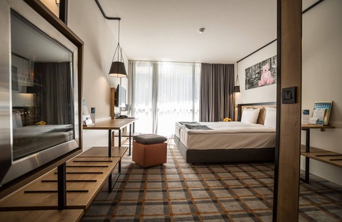 Borovets Villa | R 1348 Signature Room Slope View