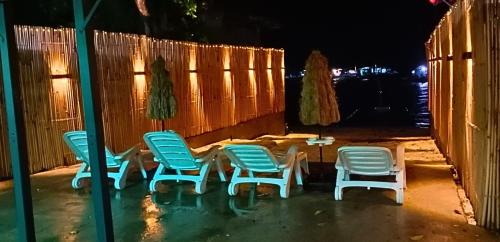 Logon House | R Beach House - Malapascua