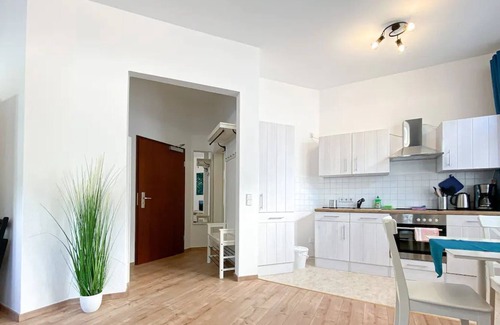 Lindenau Condo | R&L Apartment Karl Heine EG