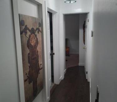 Trent Hills Apartment | R&R Heaven Music 4 the Soul See fall colors Hottub