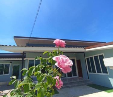 Betong House | R-Rich Homestay อาริชโฮมสเตย์
