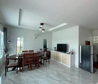 Betong House | R-Rich Homestay อาริชโฮมสเตย์