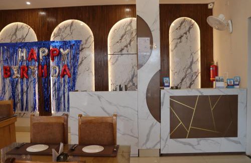 Robertsganj Hotel | R.S GRAND HOTEL
